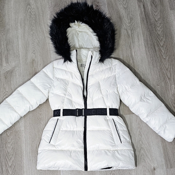 Michael Kors Jackets & Blazers - Size 10/12 Michael Kors White Belted Hooded Puffer Coat with Faux Fur Trim